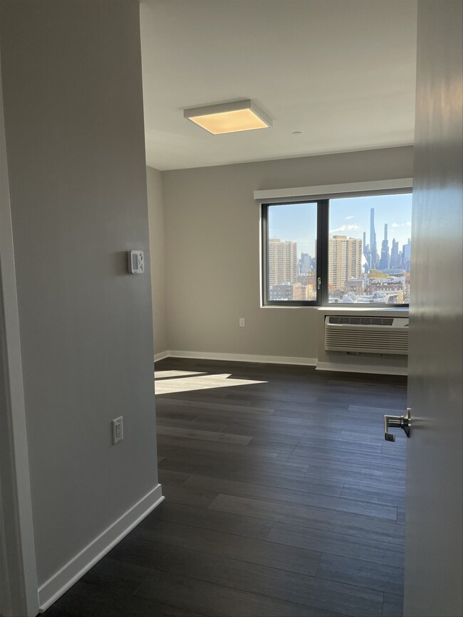 Murphy Place, West New York, NJ 07093 - 1 ... - Murphy Place, West New York, NJ 07093 - 1 ... Unidad 2 Rental