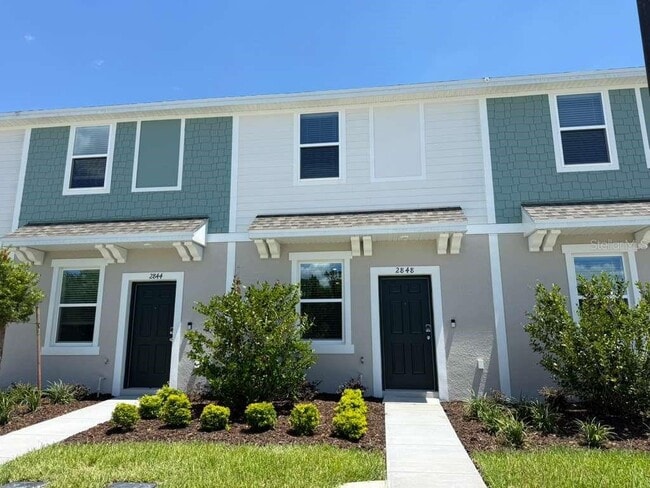 Building Photo - 2848 Skyline Lp