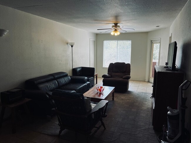 Photo - 521 Southwest Pkwy Unidad 303