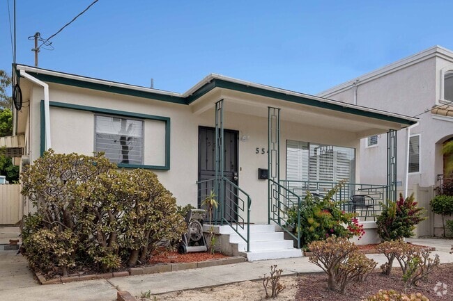 Building Photo - 554 2nd St Rental