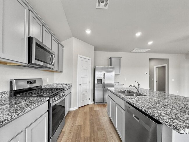 Photo - 10512 SW 41st St