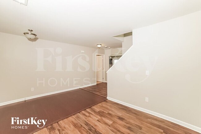 Photo - 5720 Misty Hill Cir