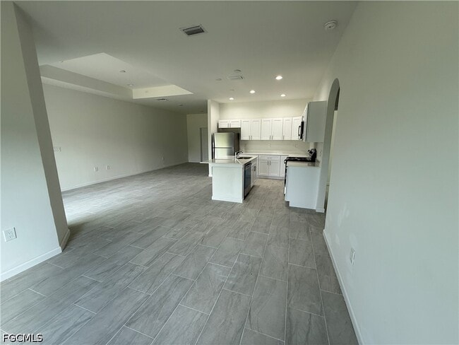 Photo - 2809 Darlene Pl