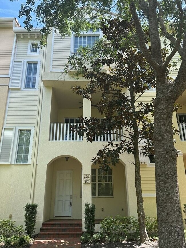 Building Photo - WESTSHORE YACHT CLUB - PREMIER GATED COMMUNITY