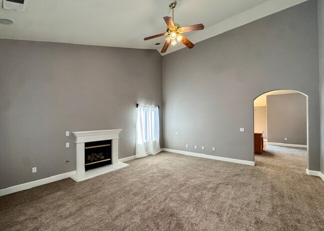 Photo - 445 S 19th Ave