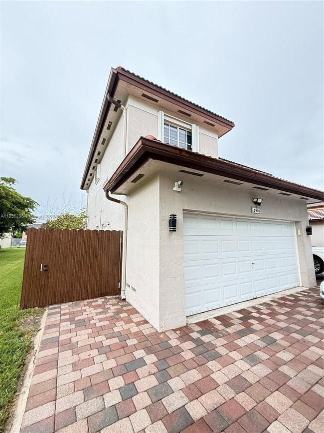 Building Photo - 22902 SW 113th Ct Unit 0 Rental