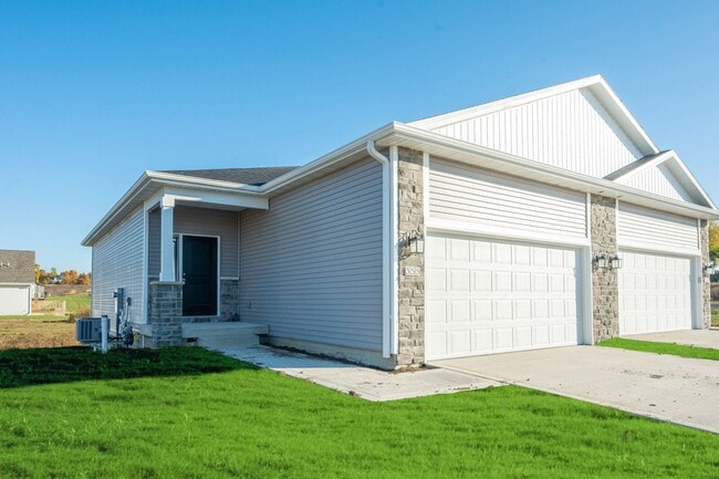 Wolf Creek Townhome Rentals - Wolf Creek Townhome Rentals Unit 355 NTW