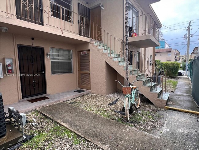 Photo - 427 SW 6th St Condo Unit 2-2