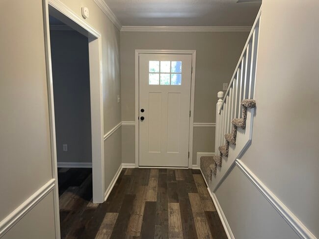 Photo - 325 Hackamore Trail House