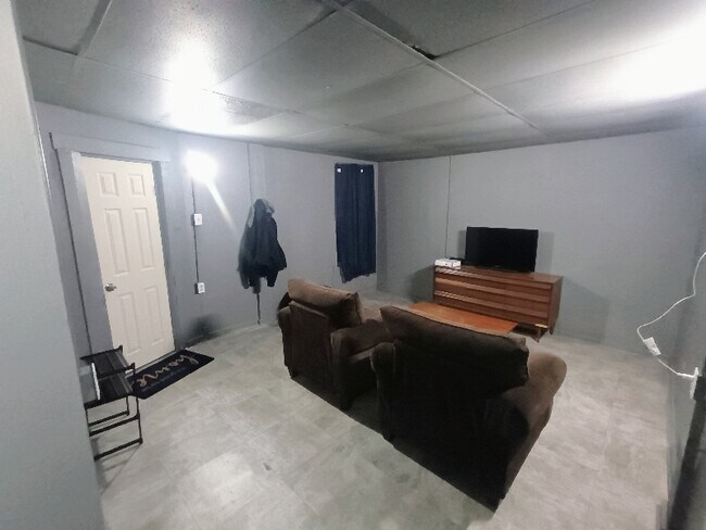 Photo - 9 Nutt Ave Unit 4