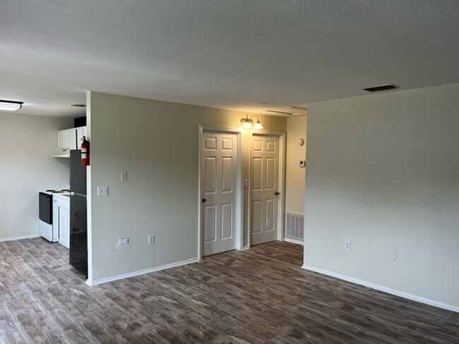 Photo - Great location Unit 1022