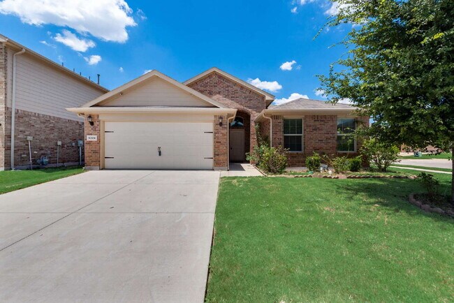 Attractive 4-Bedroom Home in Villages of Eagle Mountain!