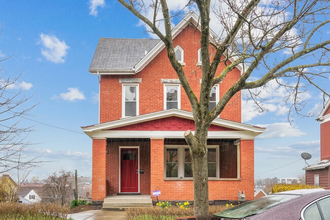 Building Photo - 204 Jucunda St Rental