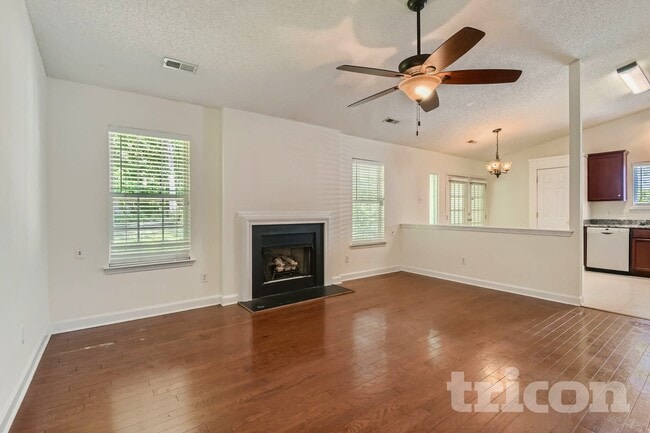 Photo - 7283 Dove Valley Pl