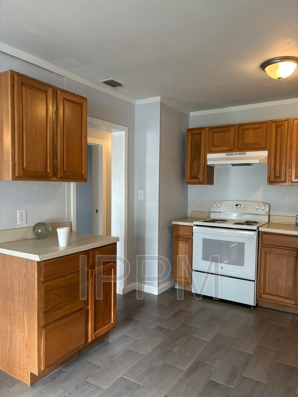 Photo - 2014 E Monroe Ave