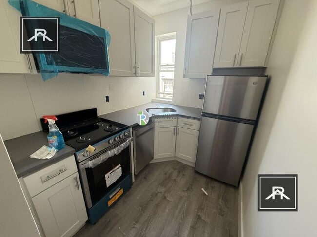 Building Photo - 1 bedroom in Allston MA 02134 Unit 35 Rental
