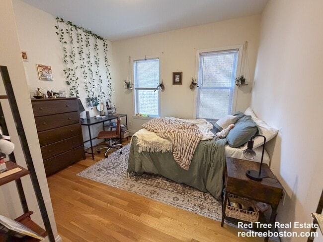Photo - 143 Hillside St Unit 2