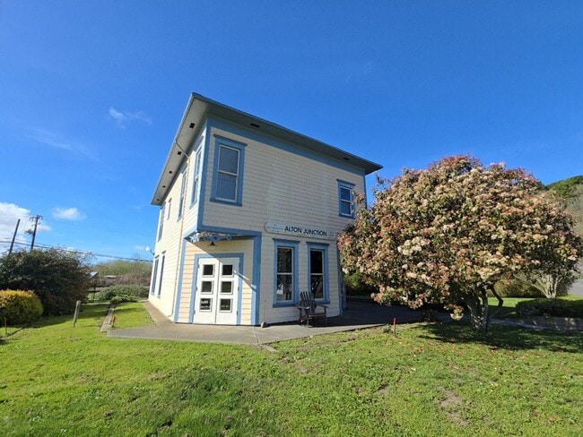 Photo - Distinctive Alton home offers charming living opportunity!