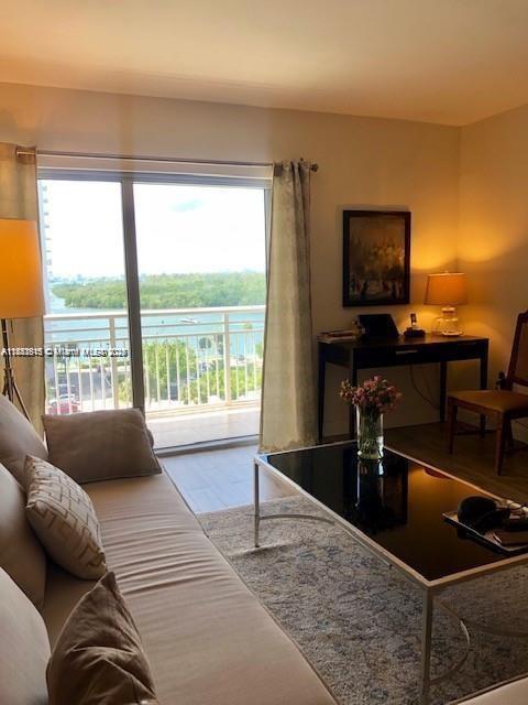 Photo - 400 Kings Point Dr Unit 820