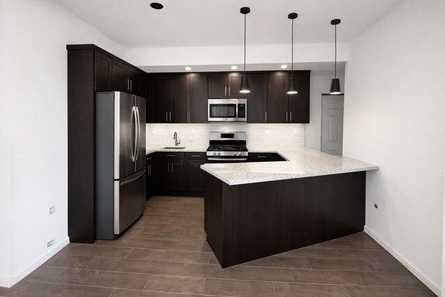 3340 W Evergreen Ave Unit 2F
