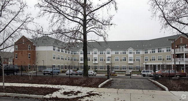 Photo - Senior Living at Cambridge Heights Apartments
