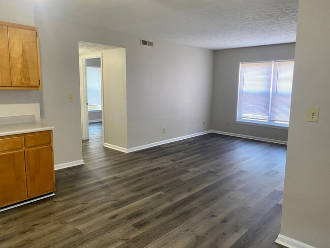 Photo - Second floor 2 bedroom apartment- Section ...