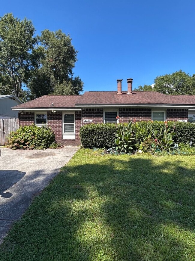Photo - Charming 2 Bedroom Duplex in Ladson
