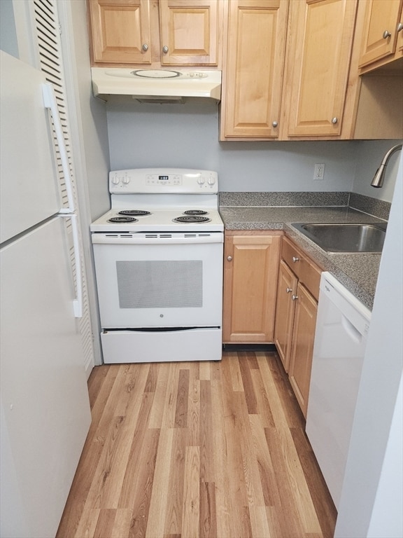 Building Photo - 135 E Main St Unit H-5 Rental