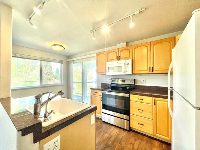 Photo - Mid-Century Gem in Kirkland’s Everest Park