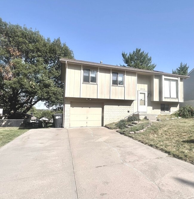 Building Photo - Beautiful 4 bed, 2 bath house at $1,795