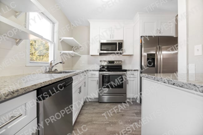 Photo - 457 Cherryville Rd
