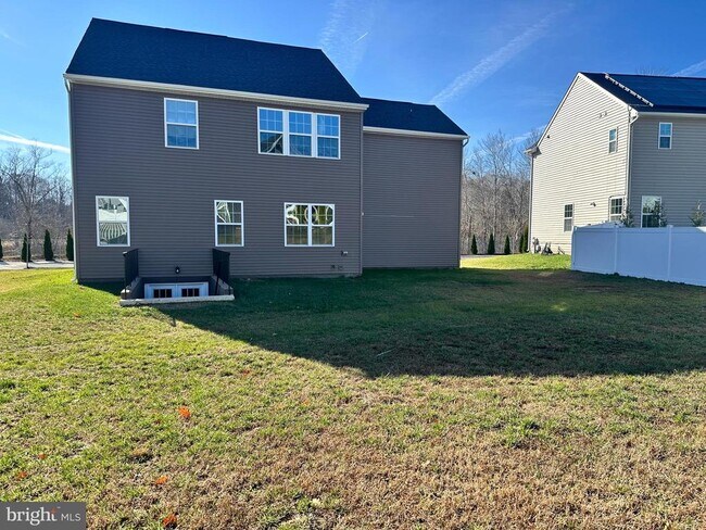 8344 Legacy Cir E