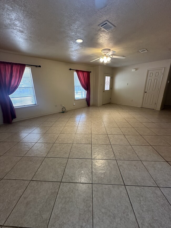 Photo - 1206 Tom Dee St