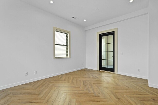 Photo - The 912 Building C Unit Building C -  3