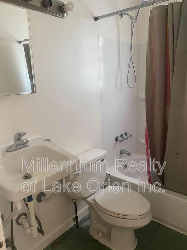 78 E Fairmount Ave Unit 1