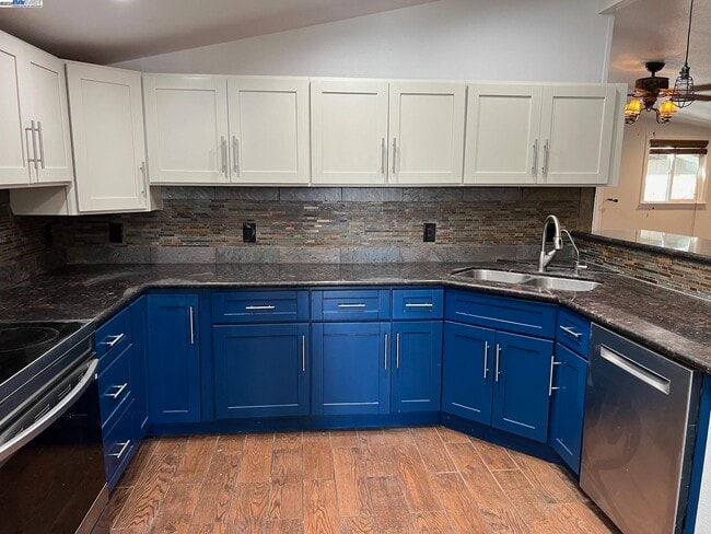 Photo - 6020 Lindemann Rd