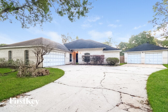 Building Photo - 15806 Afore Dr