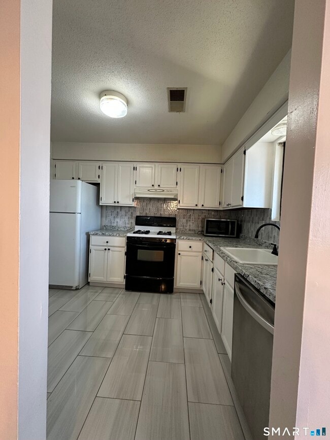 Photo - 140 Thompson St Unit 22G