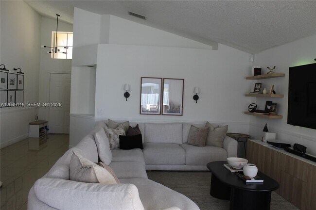 Photo - 312 Bridgeton Rd
