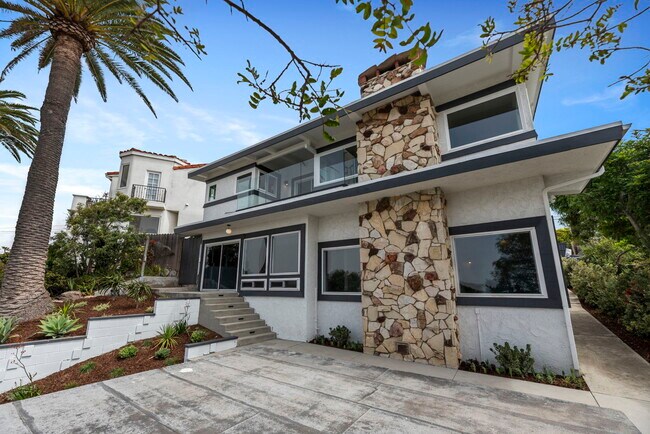 Photo - 7512 Rindge Ave