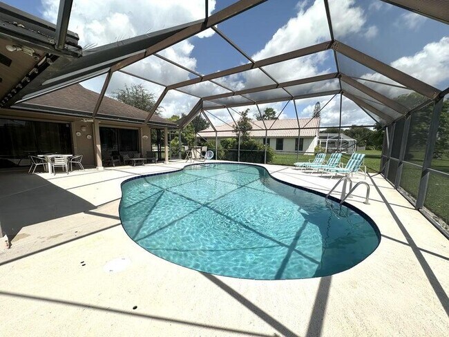 Photo - 1420 Chapparel Way