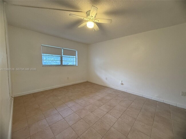 Photo - 2820 NE 201st Terrace Unit F105