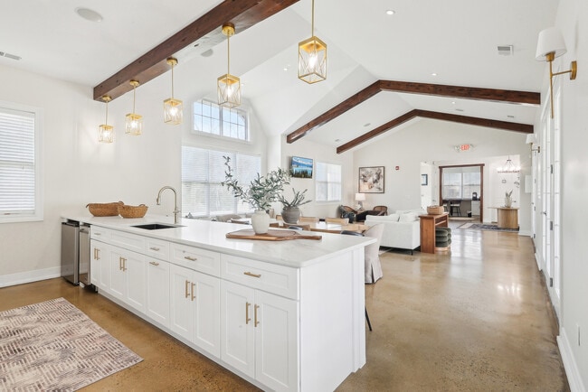 29-print-Sycamore Ln-027 - Water's Bend