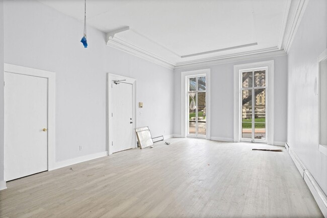Photo - 47 Ten Broeck St Unit B