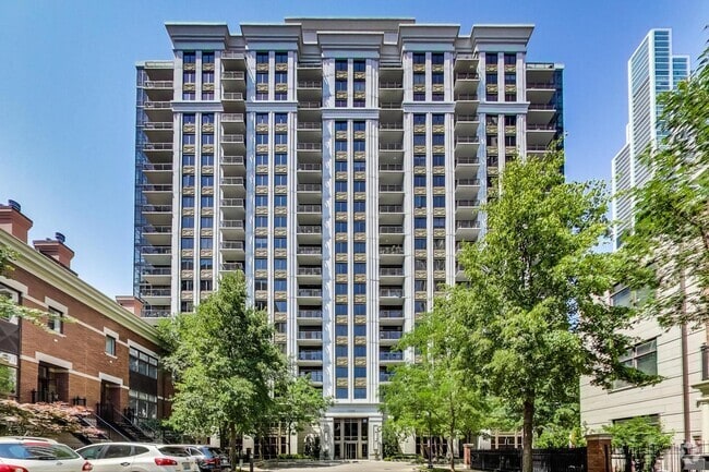 Building Photo - 1322 S Prairie Ave Unit 1407 Rental