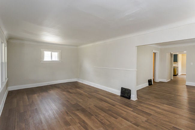 Photo - 4440 Fairview Dr