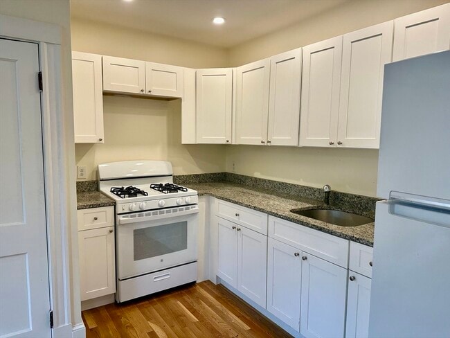 Photo - 24 Brook Rd Unit 3