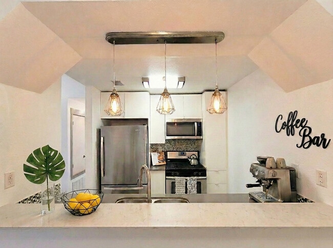 Photo - 920 Sirocco Dr