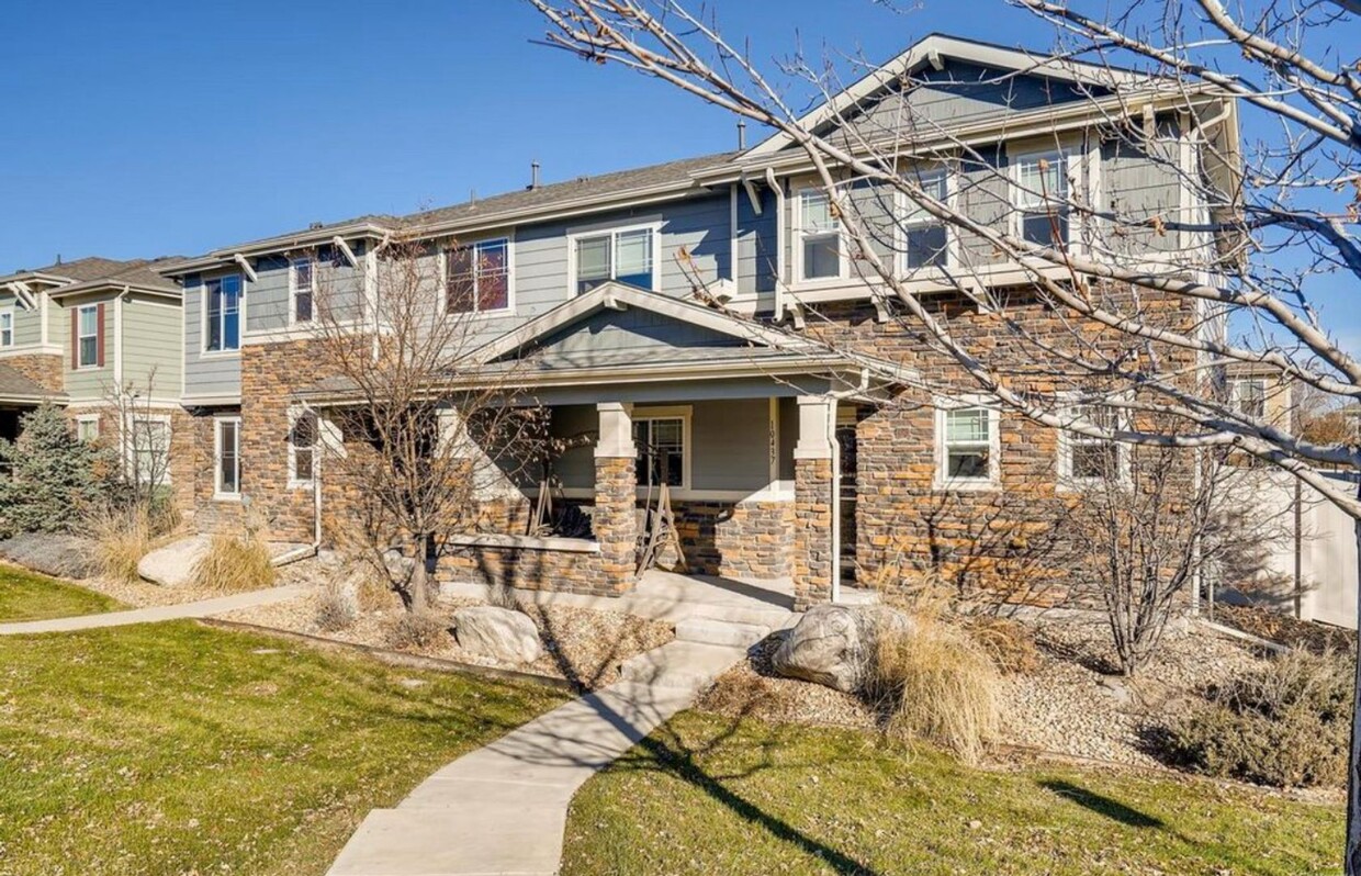 Spacious 3-Bed, 2.5-Bath Townhouse in Waln... - Spacious 3-Bed, 2.5-Bath Townhouse in Waln...