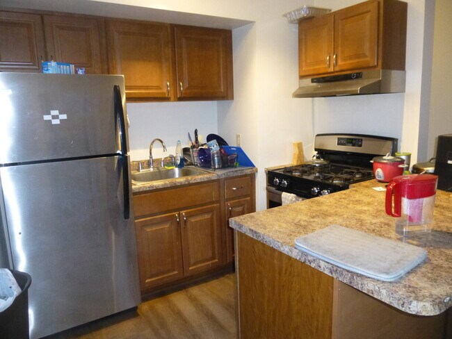 Photo - 340 Amber St Unit 3